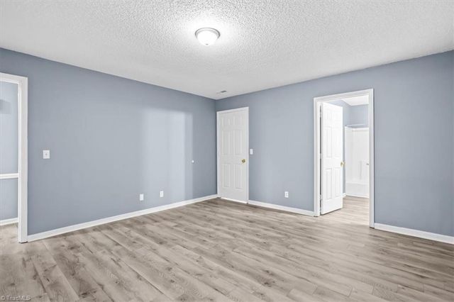 265 Olde Vineyard Court, Winston-salem, NC 27104