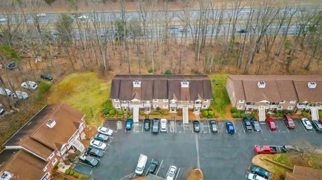 265 Olde Vineyard Court, Winston-salem, NC 27104