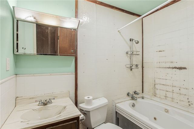 103 Leaning Oaks Street, Somerville, TX 77879