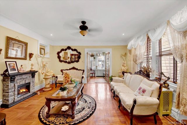 1038 Pierce Avenue, Bronx, NY 10461