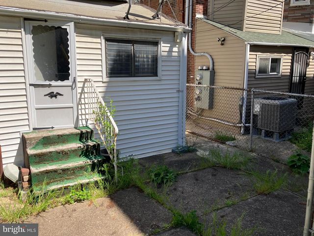 4026 SPRING GARDEN ST, Philadelphia, PA 19104