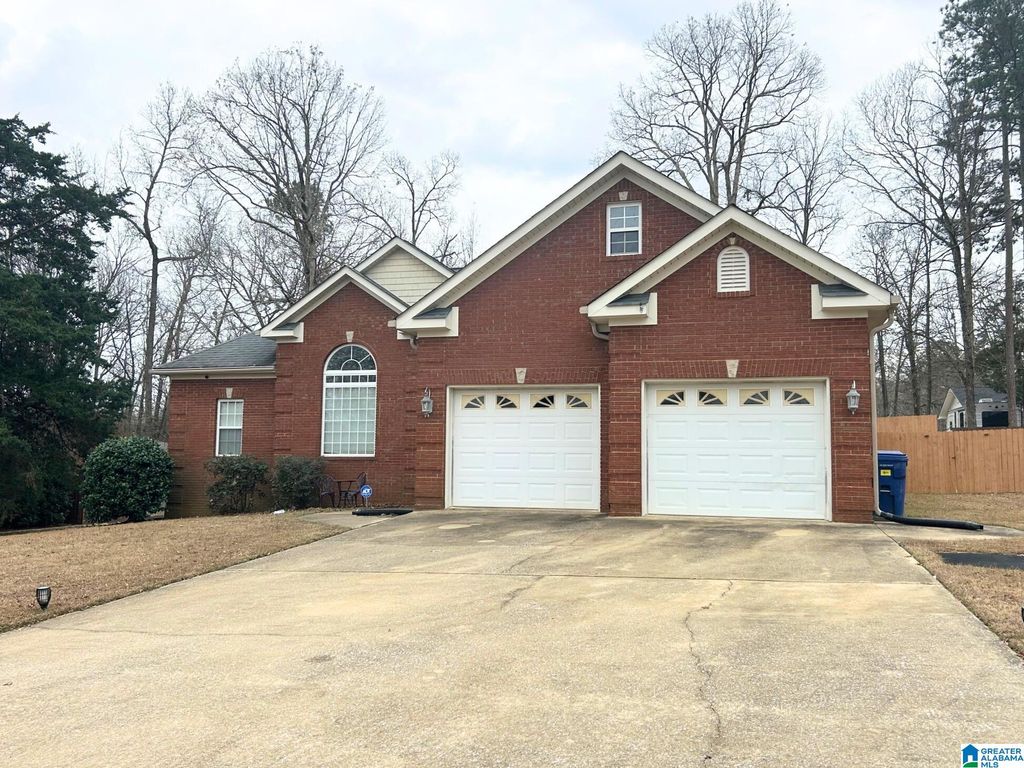 349 LILLIAN LANE, Anniston, AL 36207