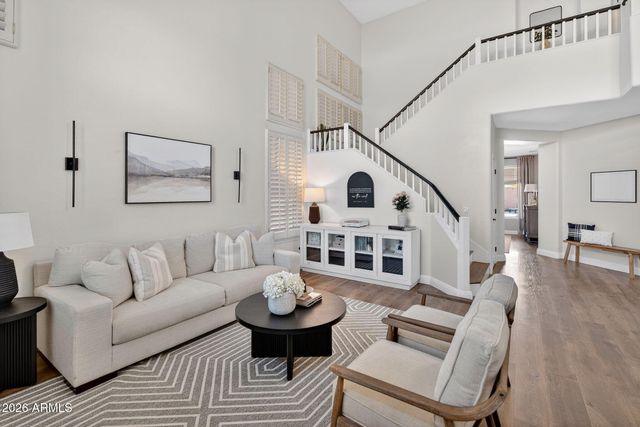 841 W HACKBERRY Drive, Chandler, AZ 85248