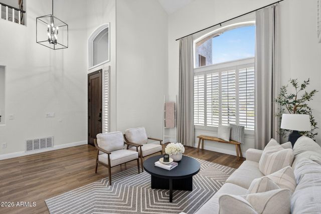 841 W HACKBERRY Drive, Chandler, AZ 85248