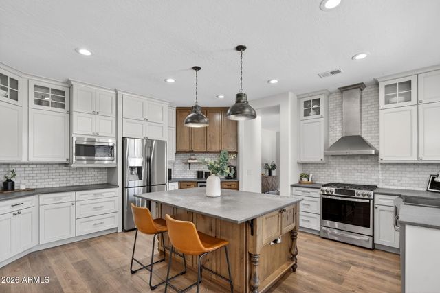 841 W HACKBERRY Drive, Chandler, AZ 85248