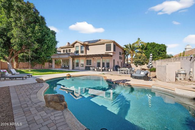 841 W HACKBERRY Drive, Chandler, AZ 85248