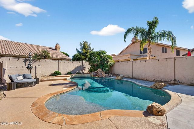 841 W HACKBERRY Drive, Chandler, AZ 85248