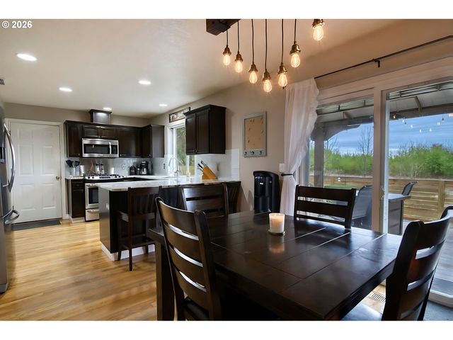 59016 TIMBERLINE Ave, St Helens, OR 97051