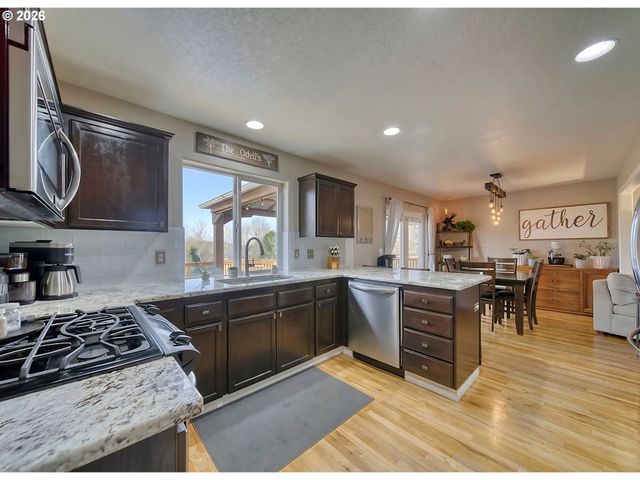 59016 TIMBERLINE Ave, St Helens, OR 97051