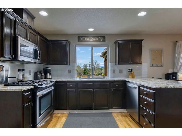 59016 TIMBERLINE Ave, St Helens, OR 97051