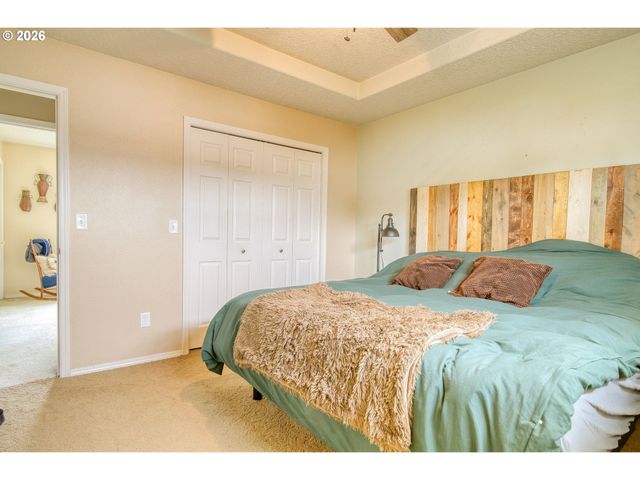 59016 TIMBERLINE Ave, St Helens, OR 97051