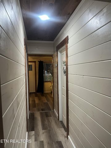 35 Buffalo Rd, Oneida, TN 37841