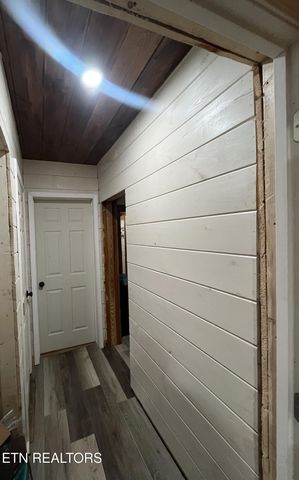 35 Buffalo Rd, Oneida, TN 37841