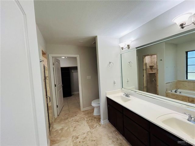 707 E 8th Street, San Juan, TX 78589