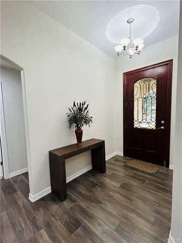 707 E 8th Street, San Juan, TX 78589