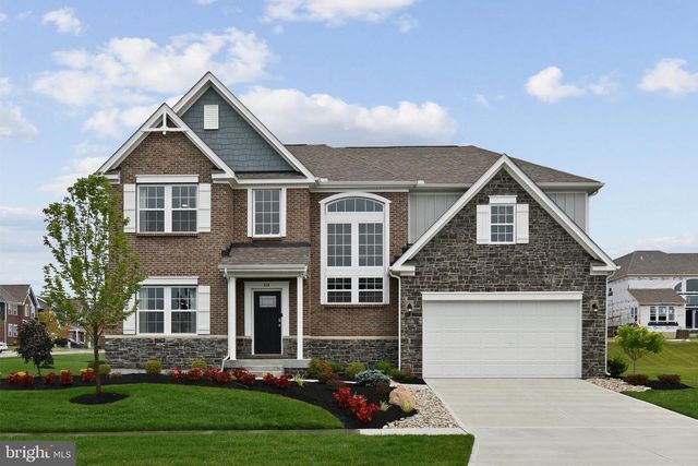 143 HILLSDALE DR, Fredericksburg, VA 22405