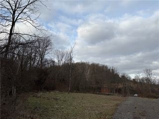 1 Polecat Hollow Rd, Waynsbrg/frankln Twp, PA 15370