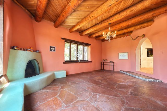 54 Rons Road, Santa Fe, NM 87508