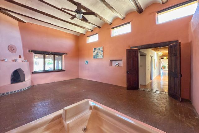 54 Rons Road, Santa Fe, NM 87508