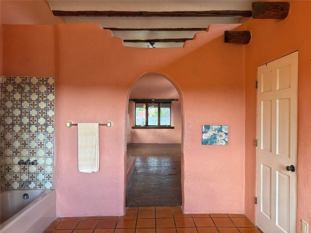 54 Rons Road, Santa Fe, NM 87508