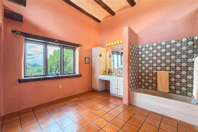 54 Rons Road, Santa Fe, NM 87508