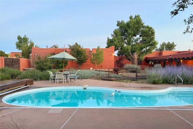 54 Rons Road, Santa Fe, NM 87508