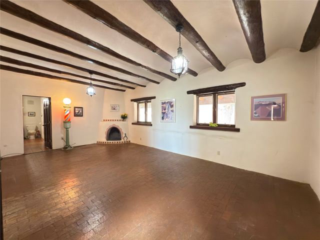 54 Rons Road, Santa Fe, NM 87508