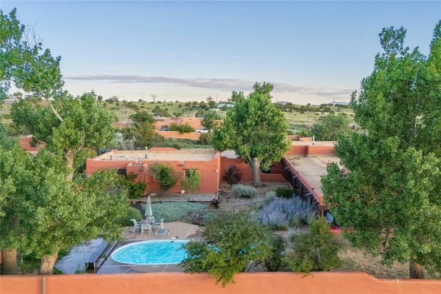 54 Rons Road, Santa Fe, NM 87508
