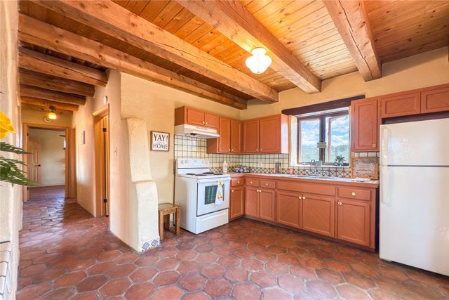 54 Rons Road, Santa Fe, NM 87508