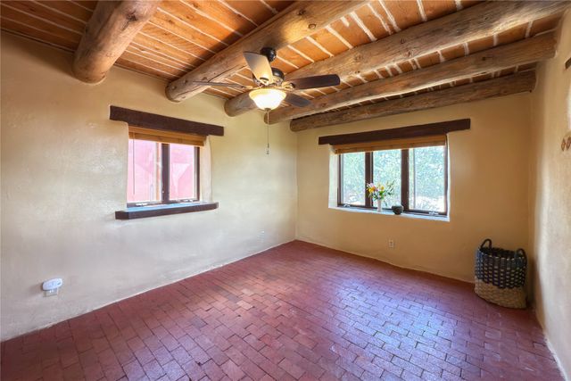 54 Rons Road, Santa Fe, NM 87508