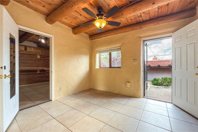 54 Rons Road, Santa Fe, NM 87508