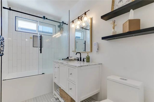 5232 Corteen pl 17, Valley Village, CA 91607