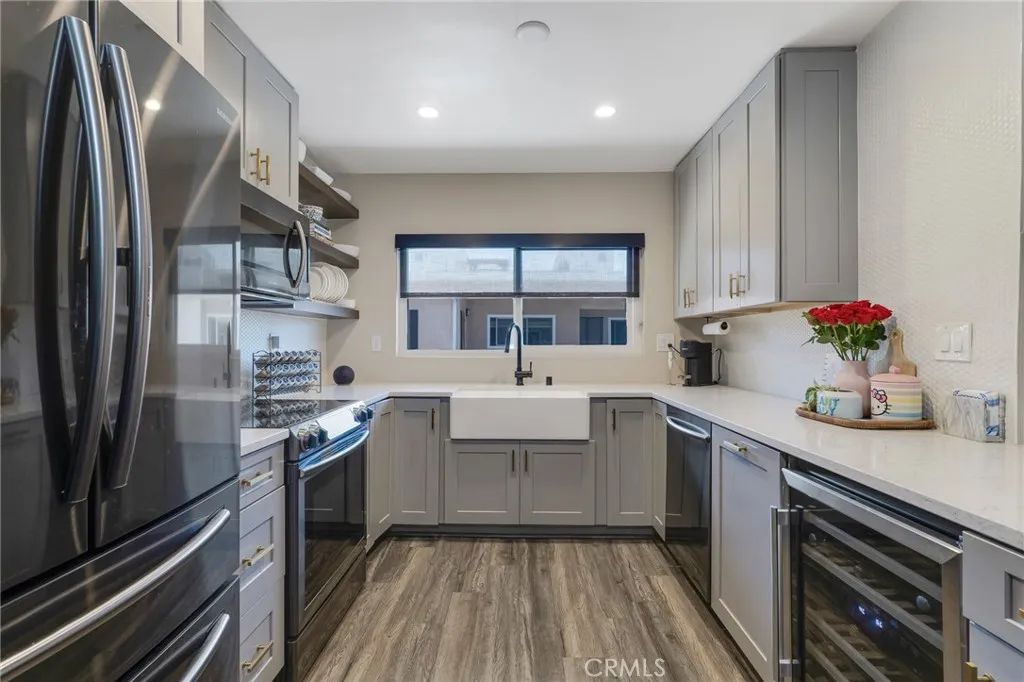 5232 Corteen pl 17, Valley Village, CA 91607