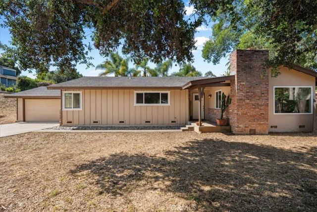 213 Beaumont, Vista, CA 92084
