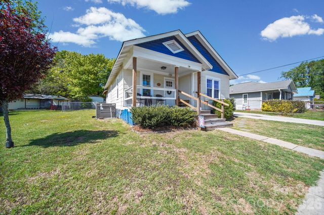 335 Mayflower Avenue, Cramerton, NC 28032