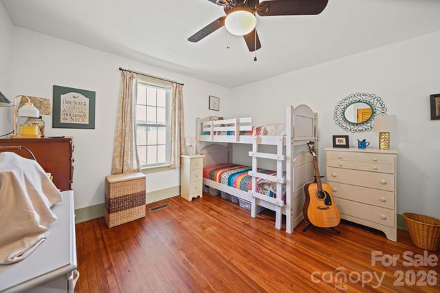 335 Mayflower Avenue, Cramerton, NC 28032