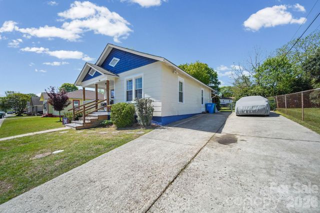 335 Mayflower Avenue, Cramerton, NC 28032