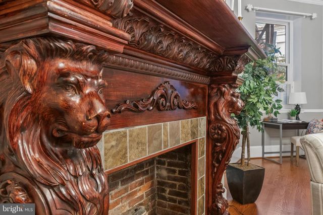 3 W MOUNT VERNON PL #1, Baltimore, MD 21201