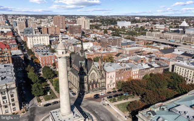 3 W MOUNT VERNON PL #1, Baltimore, MD 21201