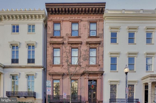 3 W MOUNT VERNON PL #1, Baltimore, MD 21201