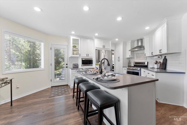 5811 W Sterling Ln,, Boise, ID 83703