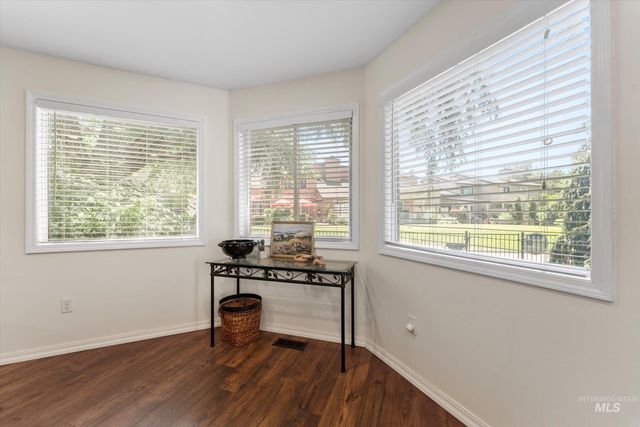 5811 W Sterling Ln,, Boise, ID 83703