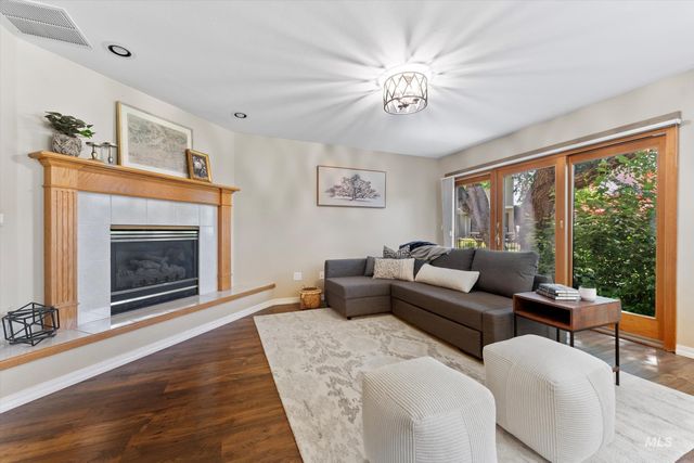 5811 W Sterling Ln,, Boise, ID 83703