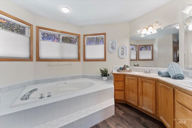 5811 W Sterling Ln,, Boise, ID 83703