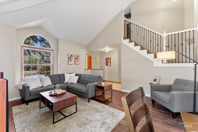 5811 W Sterling Ln,, Boise, ID 83703