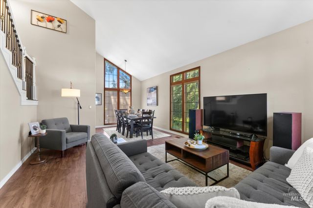 5811 W Sterling Ln,, Boise, ID 83703