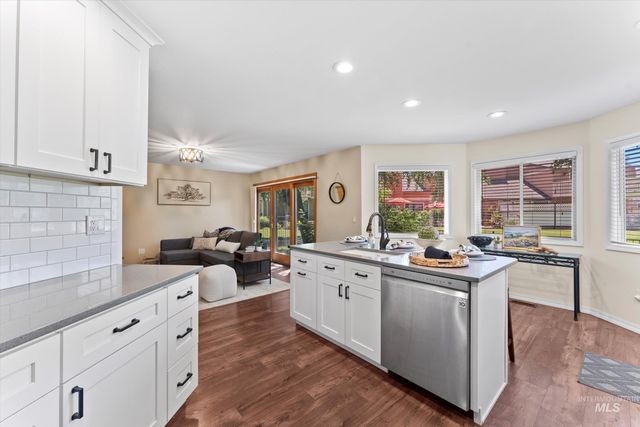 5811 W Sterling Ln,, Boise, ID 83703