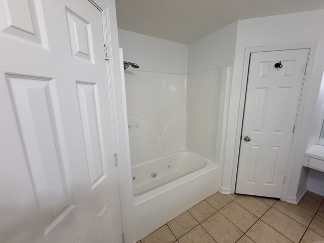 30 Shamsie Dr, Ward, AR 72176