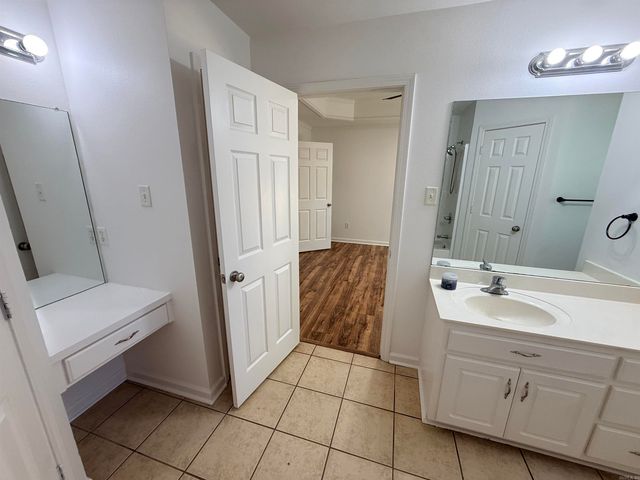 30 Shamsie Dr, Ward, AR 72176
