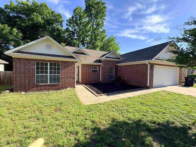 30 Shamsie Dr, Ward, AR 72176